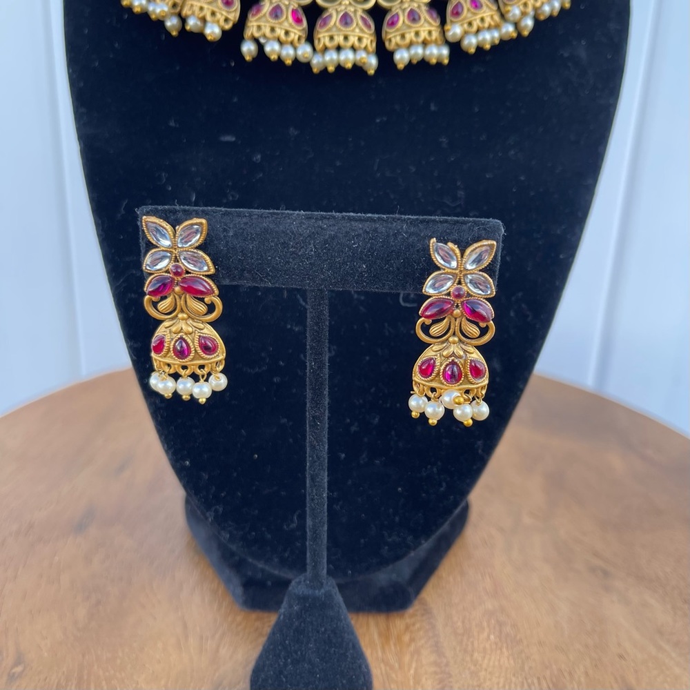 Gold Plated Pink Kundan & Pearl Choker Necklace Set for Women - Picture 12 of 12